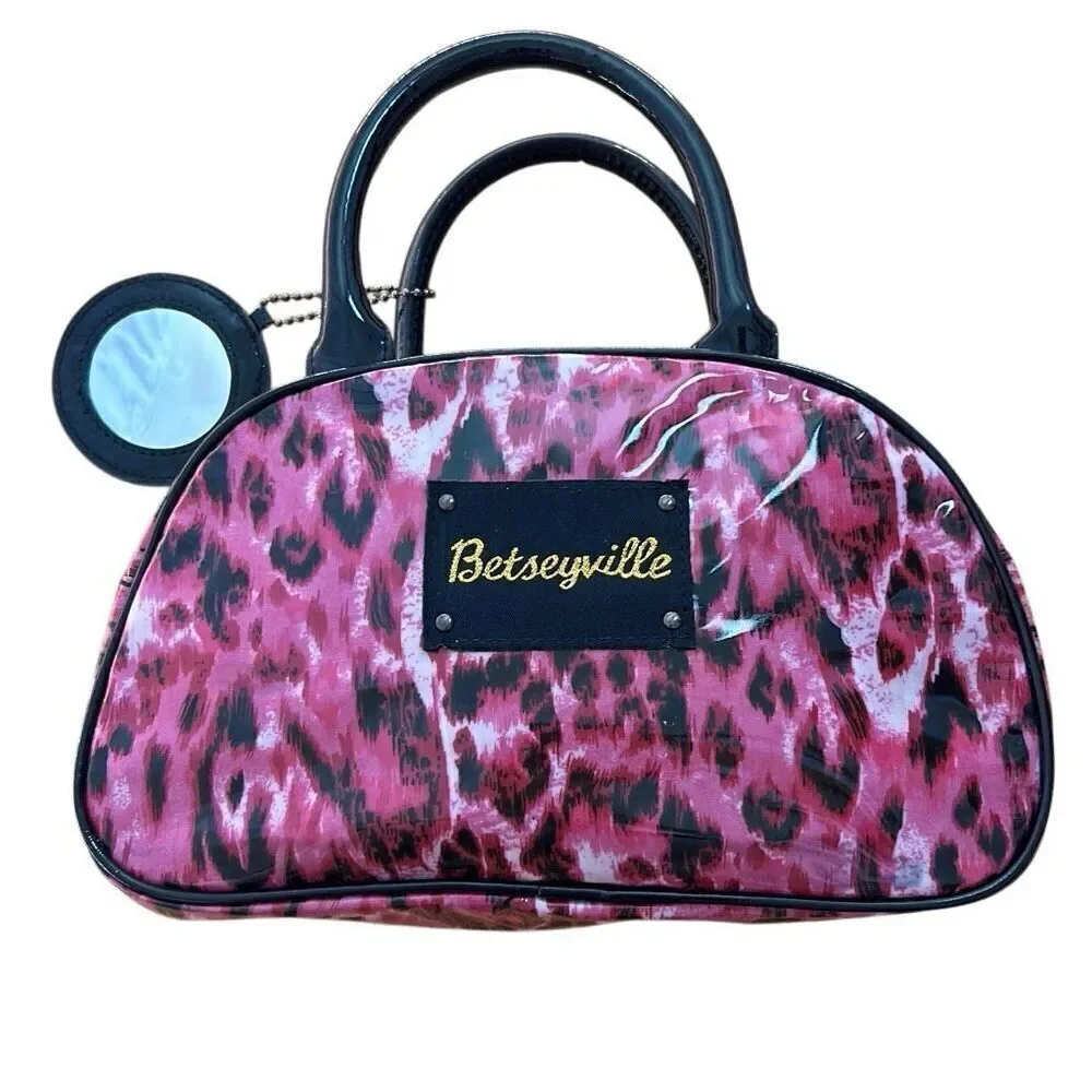 Betsey Johnson Vintage Y2K Betseyville Hot Pink Cheetah Print Purse Set